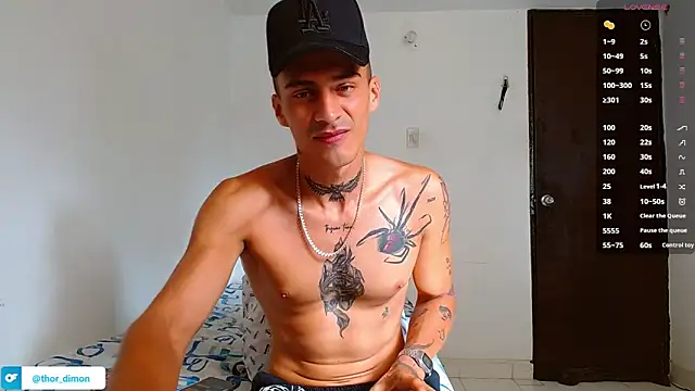Snapshot of bray_hotboy777 chatting on 05-15-26, 02:37 bray hotboy777 online show from 05-15-26, 02:37