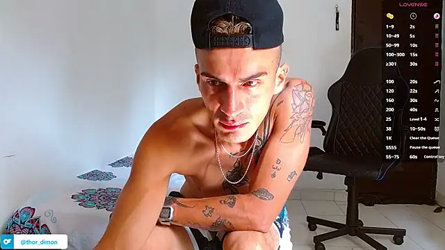 Snapshot of bray_hotboy777 chatting on 05-31-26, 03:29 bray hotboy777 online show from 05-31-26, 03:29