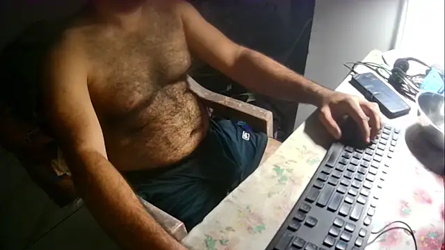 velociraptor xxx online show from 11-21-25, 08:30