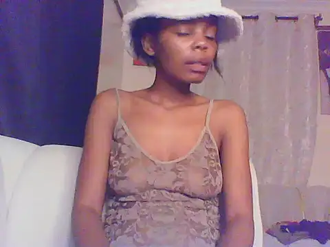 sweetanabella4 online show from 03-23-26, 07:41