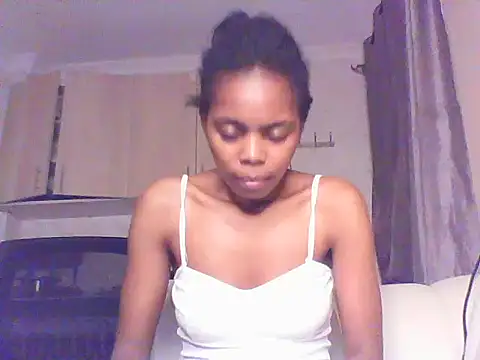 Snapshot of sweetanabella4 chatting on 07-12-26, 07:58 sweetanabella4 online show from 07-12-26, 07:58