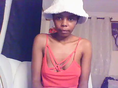 Snapshot of sweetanabella4 chatting on 03-28-26, 09:05 sweetanabella4 online show from 03-28-26, 09:05