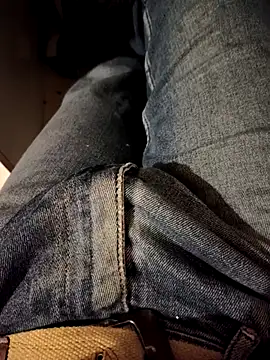 Snapshot of franko1987 chatting on 03-21-26, 06:47 franko1987 online show from 03-21-26, 06:47