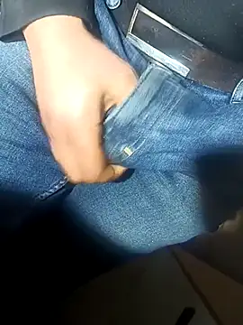 Snapshot of franko1987 chatting on 03-22-25, 04:45 franko1987 online show from 03-22-25, 04:45