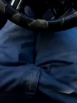 Snapshot of franko1987 chatting on 09-19-25, 09:35 franko1987 online show from 09-19-25, 09:35