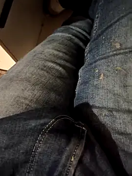 Snapshot of franko1987 chatting on 02-27-26, 04:45 franko1987 online show from 02-27-26, 04:45