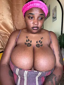 Snapshot of Savage_baby chatting on 03-13-25, 01:07 Savage baby online show from 03-13-25, 01:07