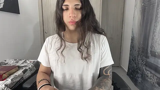 gabriel  manson online show from 04-12-26, 05:33