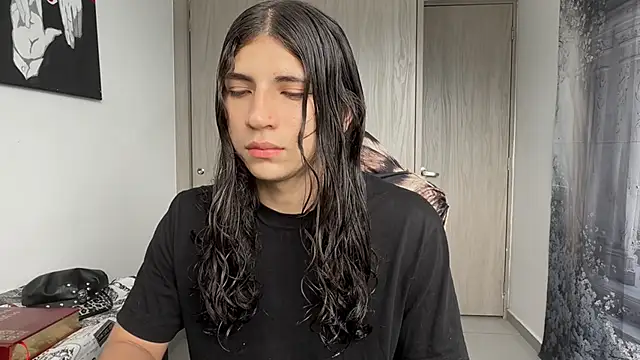 gabriel  manson online show from 04-12-26, 08:56