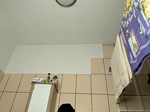 Snapshot of Milky_hairy_mommy chatting on 09-14-25, 06:52 Milky hairy mommy online show from 09-14-25, 06:52