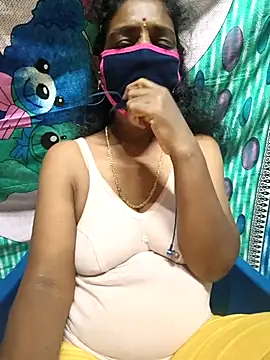 Snapshot of Tamil--Rani chatting on 03-21-25, 06:51 Tamil--Rani online show from 03-21-25, 06:51