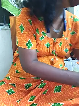 Snapshot of Tamil--Rani chatting on 02-13-25, 03:24 Tamil--Rani online show from 02-13-25, 03:24