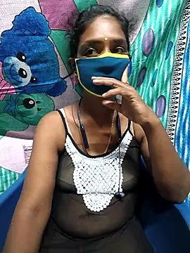 Snapshot of Tamil--Rani chatting on 03-13-25, 03:39 Tamil--Rani online show from 03-13-25, 03:39