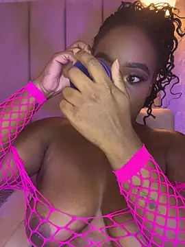 Britanymooree online show from 03-19-26, 09:48