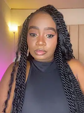 Snapshot of Britanymooree chatting on 02-23-26, 08:20 Britanymooree online show from 02-23-26, 08:20