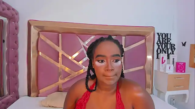 Britanymooree online show from 04-10-26, 09:00