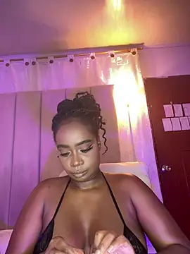 Britanymooree online show from 03-18-26, 08:53