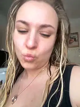 OlgaBuzzz online show from 02-20-25, 03:34