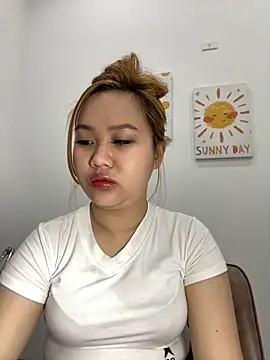 Odette68 online show from 03-06-26, 11:44