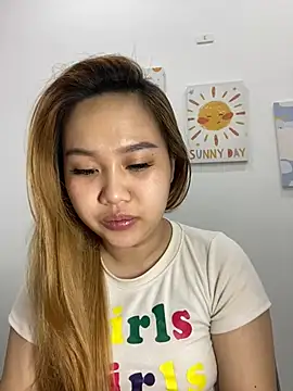 Snapshot of Odette68 chatting on 01-15-26, 02:20 Odette68 online show from 01-15-26, 02:20