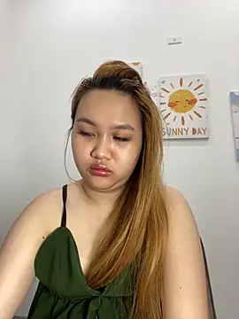 Odette68 online show from 03-18-26, 12:25