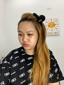 Odette68 online show from 03-12-26, 12:38