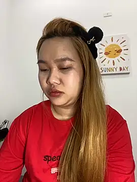 Snapshot of Odette68 chatting on 02-28-26, 01:05 Odette68 online show from 02-28-26, 01:05