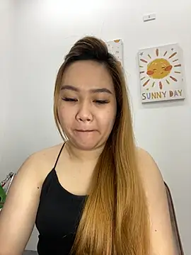 Snapshot of Odette68 chatting on 02-01-26, 01:37 Odette68 online show from 02-01-26, 01:37