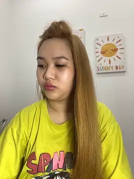 Snapshot of Odette68 chatting on 02-07-26, 04:20 Odette68 online show from 02-07-26, 04:20