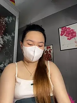 Snapshot of Odette68 chatting on 09-15-25, 01:28 Odette68 online show from 09-15-25, 01:28