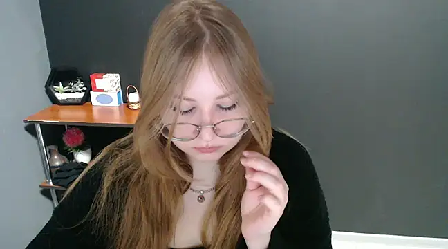 lady minx online show from 01-15-25, 07:48