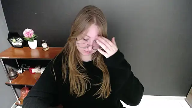 lady minx online show from 03-21-25, 10:28