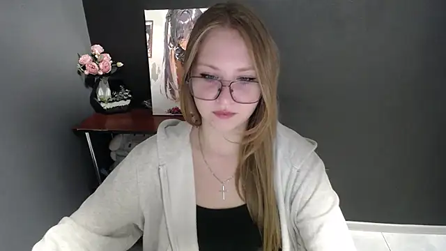 lady minx online show from 10-20-25, 06:37