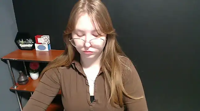 lady minx online show from 01-28-25, 07:22