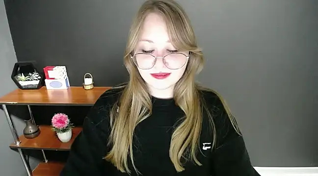 lady minx online show from 02-06-25, 10:58
