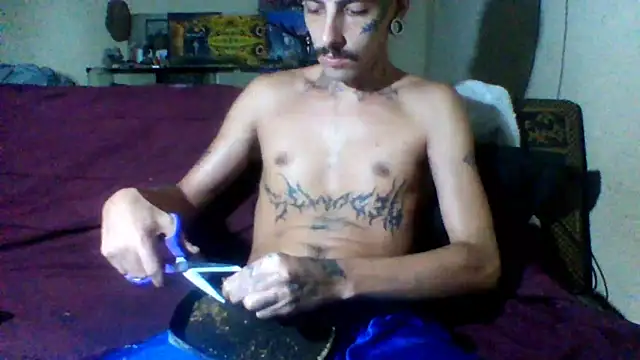 Snapshot of sellvageria chatting on 02-22-26, 11:56 sellvageria online show from 02-22-26, 11:56