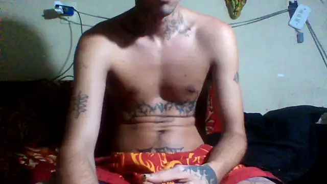 Snapshot of sellvageria chatting on 02-25-26, 10:48 sellvageria online show from 02-25-26, 10:48