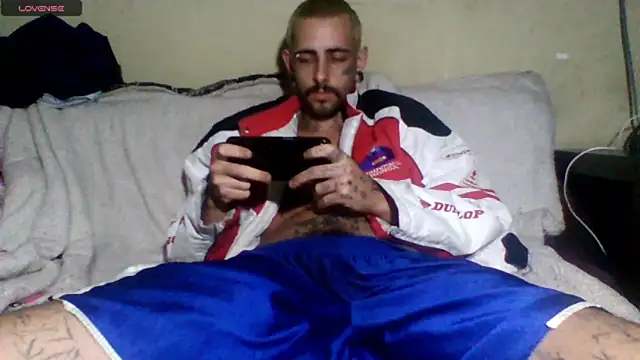Snapshot of sellvageria chatting on 05-19-26, 01:56 sellvageria online show from 05-19-26, 01:56