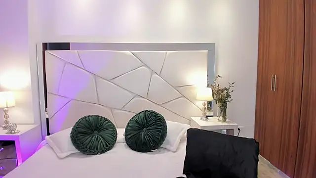 Abella ruiz online show from 03-17-25, 04:11