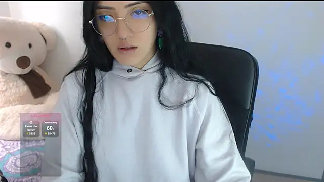 Suzanne abbey online show from 10-23-25, 05:55