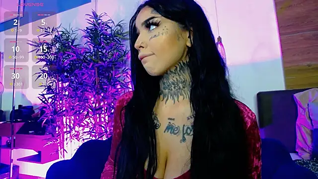 CreamyInkky  online show from 01-09-26, 05:47