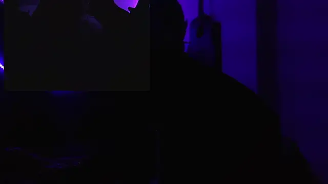 darkclothes online show from 12-25-24, 06:20