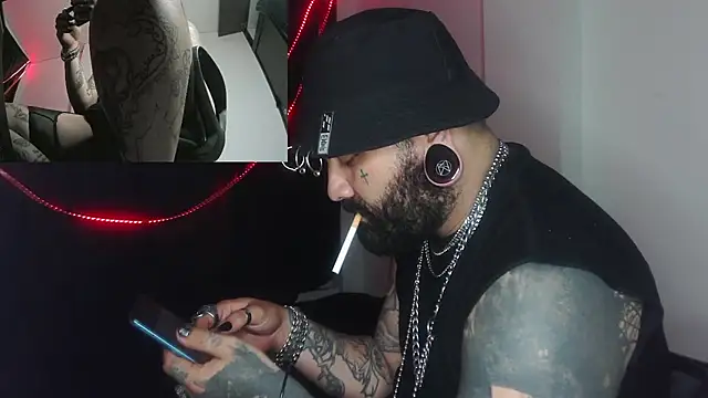 darkclothes online show from 12-21-24, 01:26