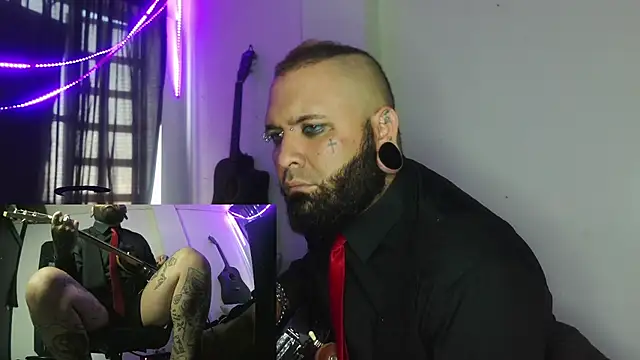 darkclothes online show from 01-01-25, 04:39