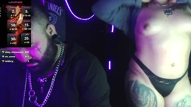 darkclothes online show from 10-15-25, 07:27