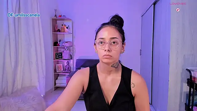 Aleja24Evans online show from 11-28-25, 12:11