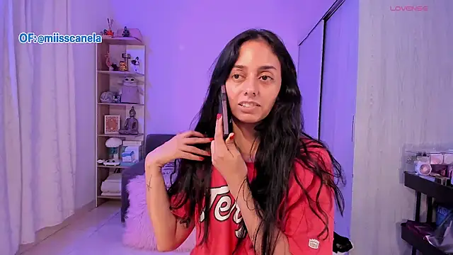 Aleja24Evans online show from 12-14-25, 02:07