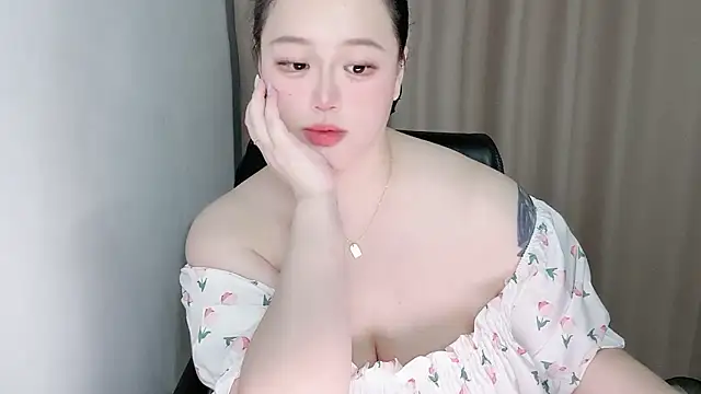 Snapshot of 520-vivo chatting on 04-25-26, 01:41 520-vivo online show from 04-25-26, 01:41