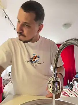 Snapshot of baramadalin chatting on 03-30-26, 01:12 baramadalin online show from 03-30-26, 01:12