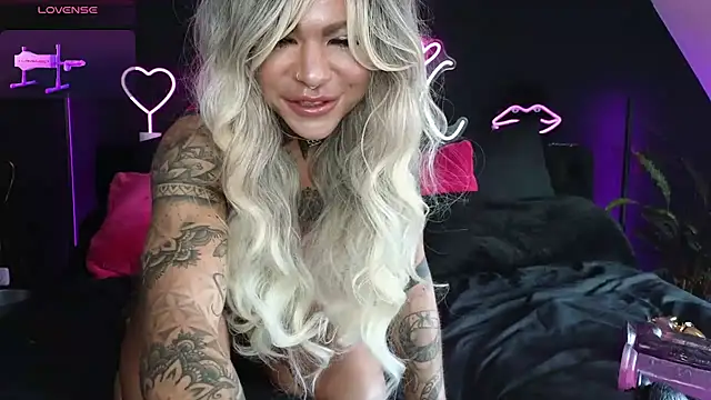 Divina X  online show from 03-08-25, 07:27